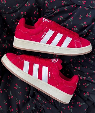 Кросівки Adidas Campus Red. Київ. фото 1 Кросівки Adidas Campus Red. Київ. фото 1