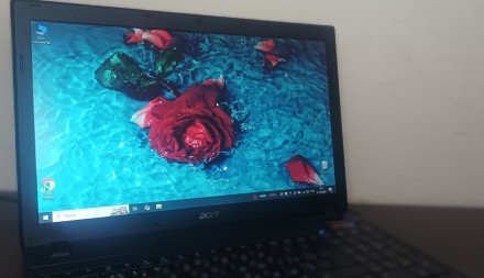 Ноутбук ACER 8572 Core i3 \\SSD 120gb\\ 4-х ядерний\\ 6гб ОЗУ

В гарному робоч. . фото 3