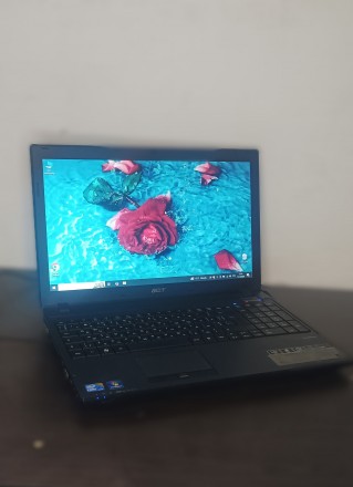 Ноутбук ACER 8572 Core i3 \\SSD 120gb\\ 4-х ядерний\\ 6гб ОЗУ

В гарному робоч. . фото 2