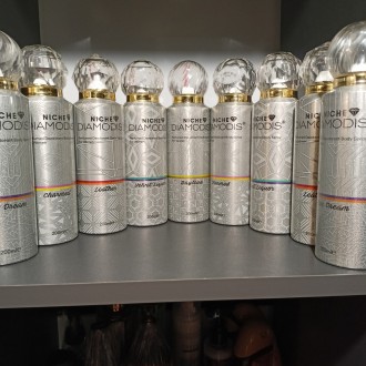 Нішевий дезодорант для жінок DIAMODIS Daylina, 200 мл

Нішевий дезодорант для . . фото 7