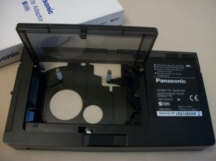 Видеокассета Адаптер . Panasonic . VHS. Made in Japan . VW-TCA-7E . Панасоник. Кривий Ріг. фото 1 Видеокассета Адаптер . Panasonic . VHS. Made in Japan . VW-TCA-7E . Панасоник. Кривий Ріг. фото 1
