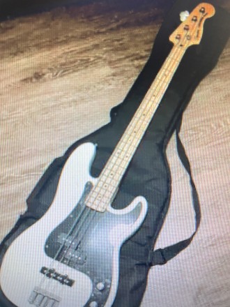 Бас-гитара fender squire affinity pj bass. . фото 2