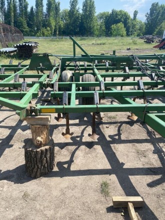 Продаємо культиватор John Deere 960. 2004 року випуску.В хорошому,робочому стані. . фото 4