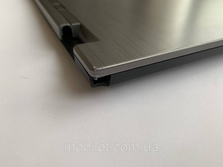 Часть корпуса крышка матрицы и рамка к ноутбуку Dell E6510. Есть следы от эксплу. . фото 6