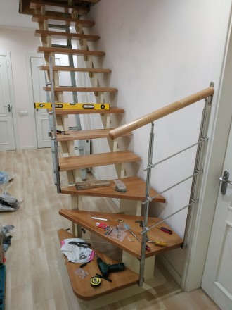 Производим и реализуем маршевые лестницы классической конструкции. Лестница сост. . фото 3