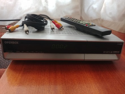 Тюнер спутниковый ORTON 4100C и Openbox X-800. . фото 5 Продам в полном Комплекте
тюнера в отличном рабочем состоянии. Продаю по ненадо. . фото 5