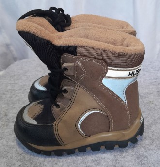 Дитячі чобітки HUSH PUPPIES розмір 22. . фото 9 Дитячі чобітки HUSH PUPPIES розмір 22,
Привезено з Німеччини.
Такі собі гусе. . фото 9