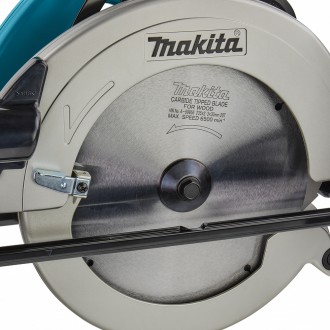 ОПИСАНИЕ
 
Дисковая пила Makita N5900B:
преимущества
Плоская задняя часть корпус. . фото 8