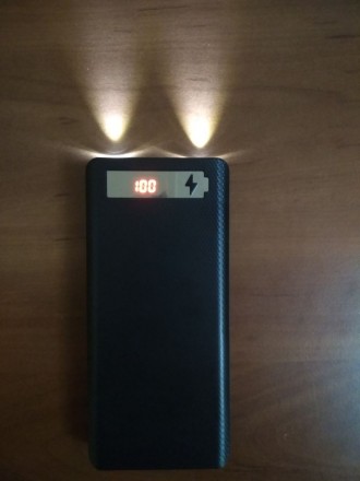 Корпус для повербанку powerbank 8х18650 з ліхтариком. Харків. фото 1 Корпус для повербанку powerbank 8х18650 з ліхтариком. Харків. фото 1