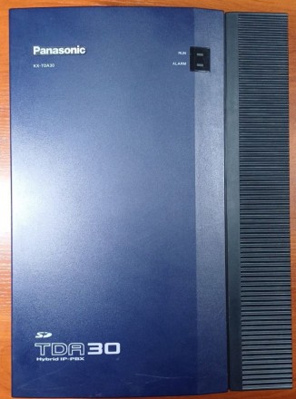 Panasonic KX-TDA30UA, цифрова атс, 4 міських/20 внутр/4 сист.порти, DISA. . фото 4 Цифрова АТС
Ємність системи:
- 4 зовнішні аналогові лінії
- 4 системні порти . . фото 4