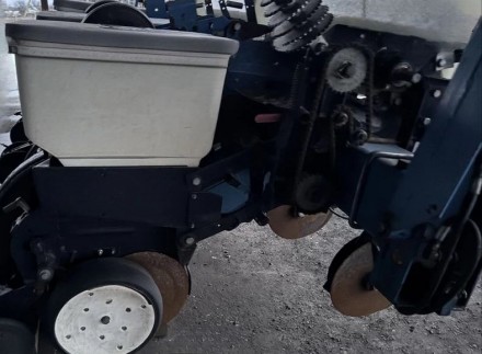 Сівалка точного висіву KINZE 3000. Киев. фото 1 Сівалка точного висіву KINZE 3000. Киев. фото 1