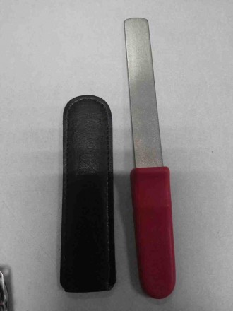 Кухонний ніж ножиці точило Б/У Victorinox 4.3311. Київ. фото 1 Кухонний ніж ножиці точило Б/У Victorinox 4.3311. Київ. фото 1