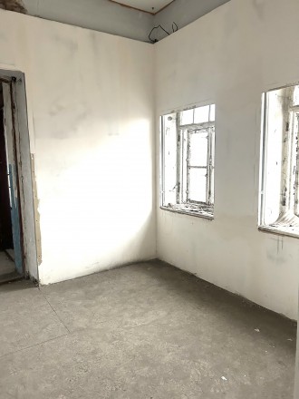Продаж частини домоволодіння в центрі. Центр. фото 9 Продаж частини домоволодіння в центральному районі міста.
Другий поверх, вхід з. Центр. фото 9