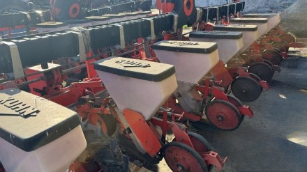 Сівалка анкерна Kuhn Planter 2. Киев. фото 1 Сівалка анкерна Kuhn Planter 2. Киев. фото 1