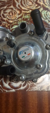 Газовый редуктор Tomaseto италия на Ваз 2101-07. Харків. фото 1 Газовый редуктор Tomaseto италия на Ваз 2101-07. Харків. фото 1