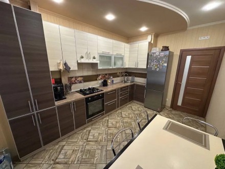 Розсошенці м-н Садовий, ул Перспективна 2х кімнатна квартира 73кв м , 4 поверх з. . фото 8