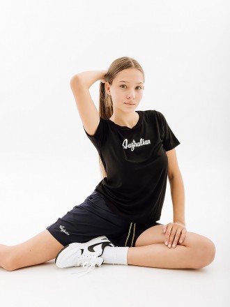 Жіноча Футболка AUSTRALIAN COTTON TEE HOLOGRAPHIC LOGO Чорний S (7dLSDTS0030-003 S). Шостка. фото 1 Жіноча Футболка AUSTRALIAN COTTON TEE HOLOGRAPHIC LOGO Чорний S (7dLSDTS0030-003 S). Шостка. фото 1