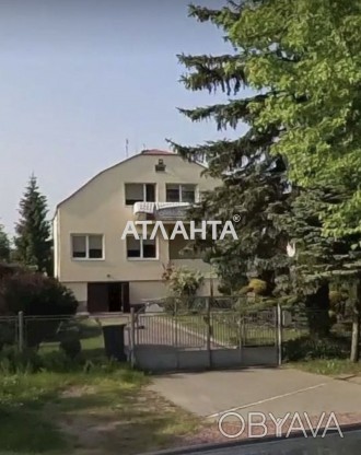 дом, 320 кв. м