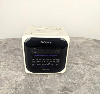 Радіо годинник SONY, Ice Cizol, чистий звук, З Європи. Луцьк. фото 1 Радіо годинник SONY, Ice Cizol, чистий звук, З Європи. Луцьк. фото 1