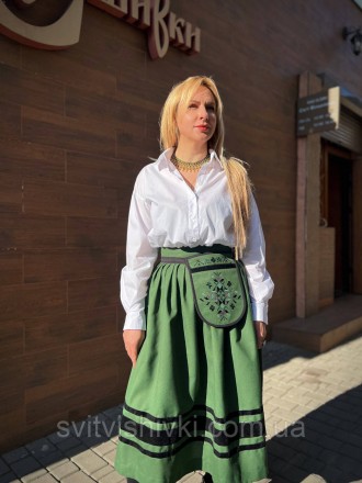Зелена спідниця розшита з вишитою ладункою.. Ровно. фото 1 Зелена спідниця розшита з вишитою ладункою.. Ровно. фото 1