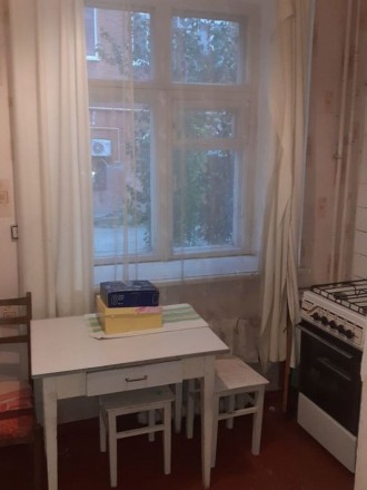 3-кімнатна квартира біля 10 школи, навпроти управління освіти. 1 поверх. Космети. Центр. фото 4