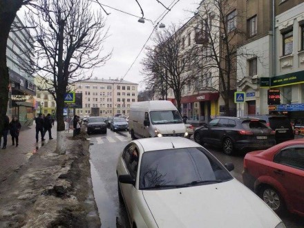 Магазин по Красной Линии. м. Пушкинская – ул. Ярослава Мудрого. Харьков. фото 1