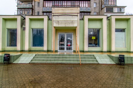 Сдам в аренду магазин 148 кв.м Черёмушки, Варненская. Одесса. фото 1 Сдам в аренду магазин 148 кв.м Черёмушки, Варненская. Одесса. фото 1