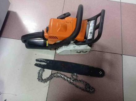 Электропила бензопила цепная Б/У Stihl MS 180 C. Киев. фото 1 Электропила бензопила цепная Б/У Stihl MS 180 C. Киев. фото 1