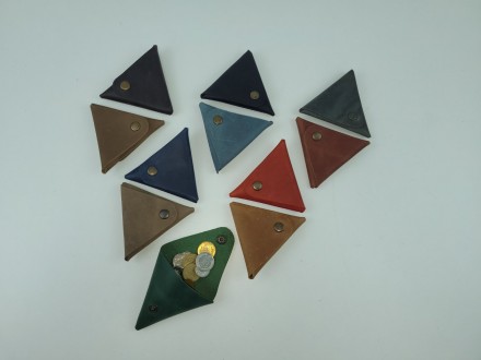 Монетница из натуральной кожи Крейзи
Эффектный и функциональный аксессуар для хр. . фото 3