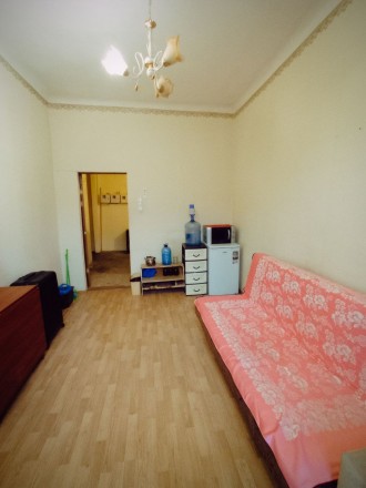 Продам гостинку в самом центре. Киев. фото 1 Продам гостинку в самом центре. Киев. фото 1
