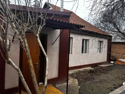 Продається частина будинку на вул. Ватутіна!. Ж.Д. посёлок. фото 2 Продається частина будинку на вул. Ватутіна!
Затишний та доглянутий будинок із. Ж.Д. посёлок. фото 2