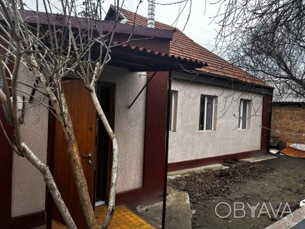 Продається частина будинку на вул. Ватутіна!. Ж.Д. посёлок. фото 1 Продається частина будинку на вул. Ватутіна!
Затишний та доглянутий будинок із. Ж.Д. посёлок. фото 1