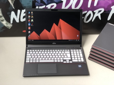 Хороші японські ноутбуки Fujitsu LIFEBOOK E756, гарний стан Core i5, 8ГБ ОЗУ,SSD. Київ. фото 1 Хороші японські ноутбуки Fujitsu LIFEBOOK E756, гарний стан Core i5, 8ГБ ОЗУ,SSD. Київ. фото 1