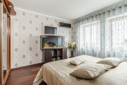 продам СВОЮ 2х комнатную квартиру от хозяина. Голосеево. фото 6 Продам СВОЮ 2х комнатную квартиру. г.Киев, проспект Науки 80А\73. 19эт\24 этаж. Голосеево. фото 6