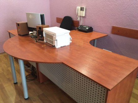 Стіл офісний, стіл офісний для керівника. Киев. фото 1 Стіл офісний, стіл офісний для керівника. Киев. фото 1
