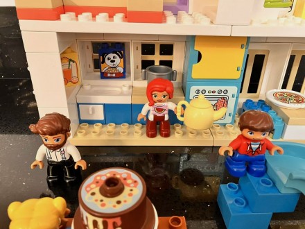Вживане Lego Duplo Модульный игрушечный дом 10929. . фото 8 Вживане Lego Duplo Модульный игрушечный дом 10929
Этот открытый кукольный доми. . фото 8