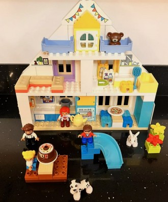 Вживане Lego Duplo Модульный игрушечный дом 10929. . фото 2 Вживане Lego Duplo Модульный игрушечный дом 10929
Этот открытый кукольный доми. . фото 2