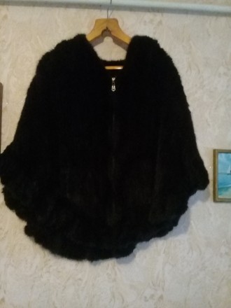 Продам накидкус капюшоном из вязаной норки. Павлоград. фото 1 Продам накидкус капюшоном из вязаной норки. Павлоград. фото 1