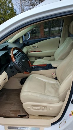 Lexus RX 350. . фото 4 Авто в гарному стані, максимальна комплектація.
Без дтп всі стекла та фари рідн. . фото 4