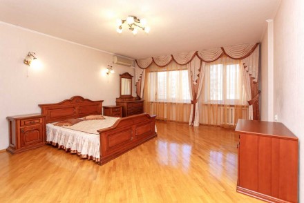 3-комнатная квартира, 100.00 кв.м. . фото 2 Аренда 3-комнатной квартиры возле метро
Дарницкий р-н
Ул. Братства тарасовц. . фото 2
