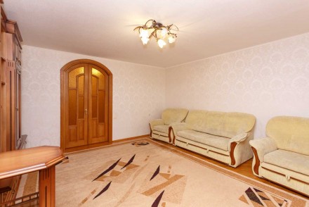3-комнатная квартира, 100.00 кв.м. . фото 13 Аренда 3-комнатной квартиры возле метро
Дарницкий р-н
Ул. Братства тарасовц. . фото 13