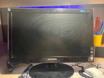 Продам монитор Samsung SyncMaster P2050. Чернигов. фото 1 Продам монитор Samsung SyncMaster P2050. Чернигов. фото 1