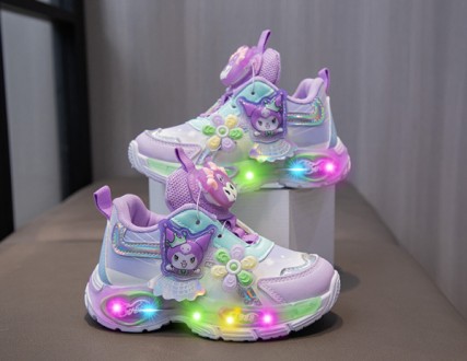 Детские кроссовки для девочек с подсветкой Куроми Kuromi Angel, размеры 26-34 фи. Киев. фото 1 Детские кроссовки для девочек с подсветкой Куроми Kuromi Angel, размеры 26-34 фи. Киев. фото 1