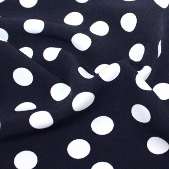 Креп костюмка барбі  горох на темно синьому фоні. Одеса. фото 1