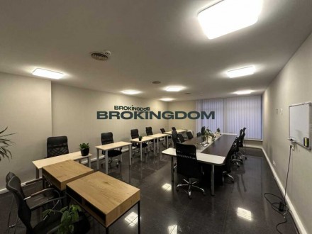 3-комнатная квартира, 147.00 кв.м. . фото 4 51035
Продам 3-кімнатну квартиру/офіс з сучасним ремонтом у центрі Києва
1. . фото 4
