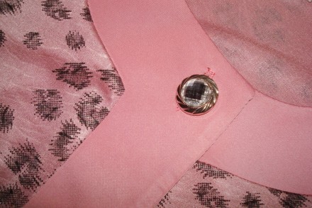 Красивый элегантный женский блузон на пуговицах в нежный розовый пудровый цвет, . . фото 9
