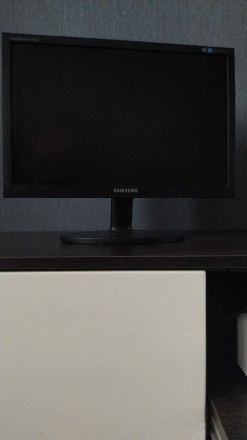 Монитор 19" Б/У LCD Samsung E1920NW (LS19CLNSB). Харьков. фото 1 Монитор 19" Б/У LCD Samsung E1920NW (LS19CLNSB). Харьков. фото 1