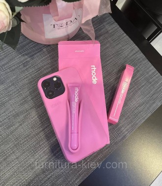 Чехол Rhode на iPhone 11 в коробке с блеском для губ в цвете Shortcake
Идет з бл. . фото 5