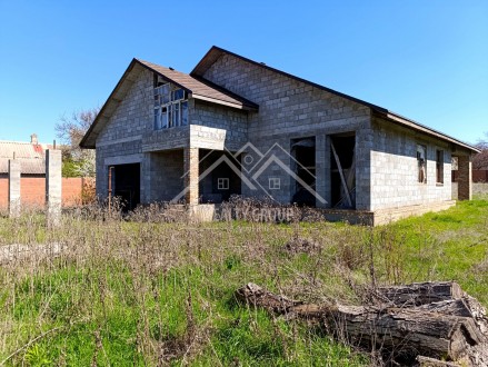 Продаж будинку за індивідуальним проєктом архітектора з 20-ма сотками. Кривой Рог. фото 1 Продаж будинку за індивідуальним проєктом архітектора з 20-ма сотками. Кривой Рог. фото 1