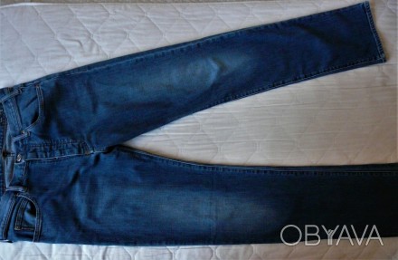 Джинсы Armani